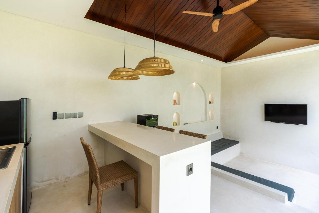 J4 Villas Sanur Exterior photo